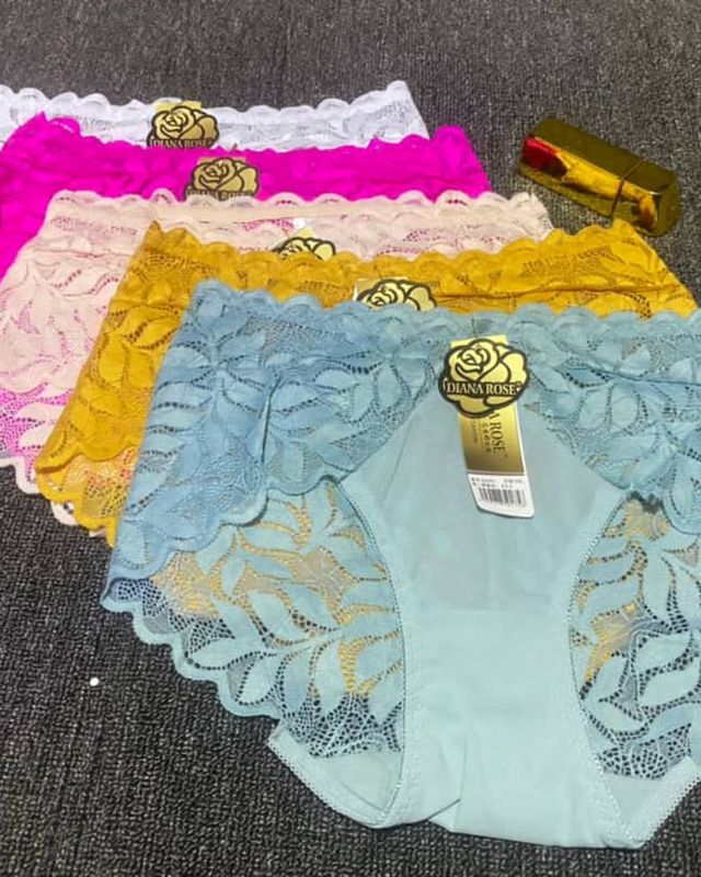 Lace-trim briefs in soft colours