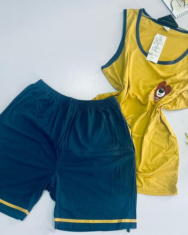 Vest and shorts sleep set